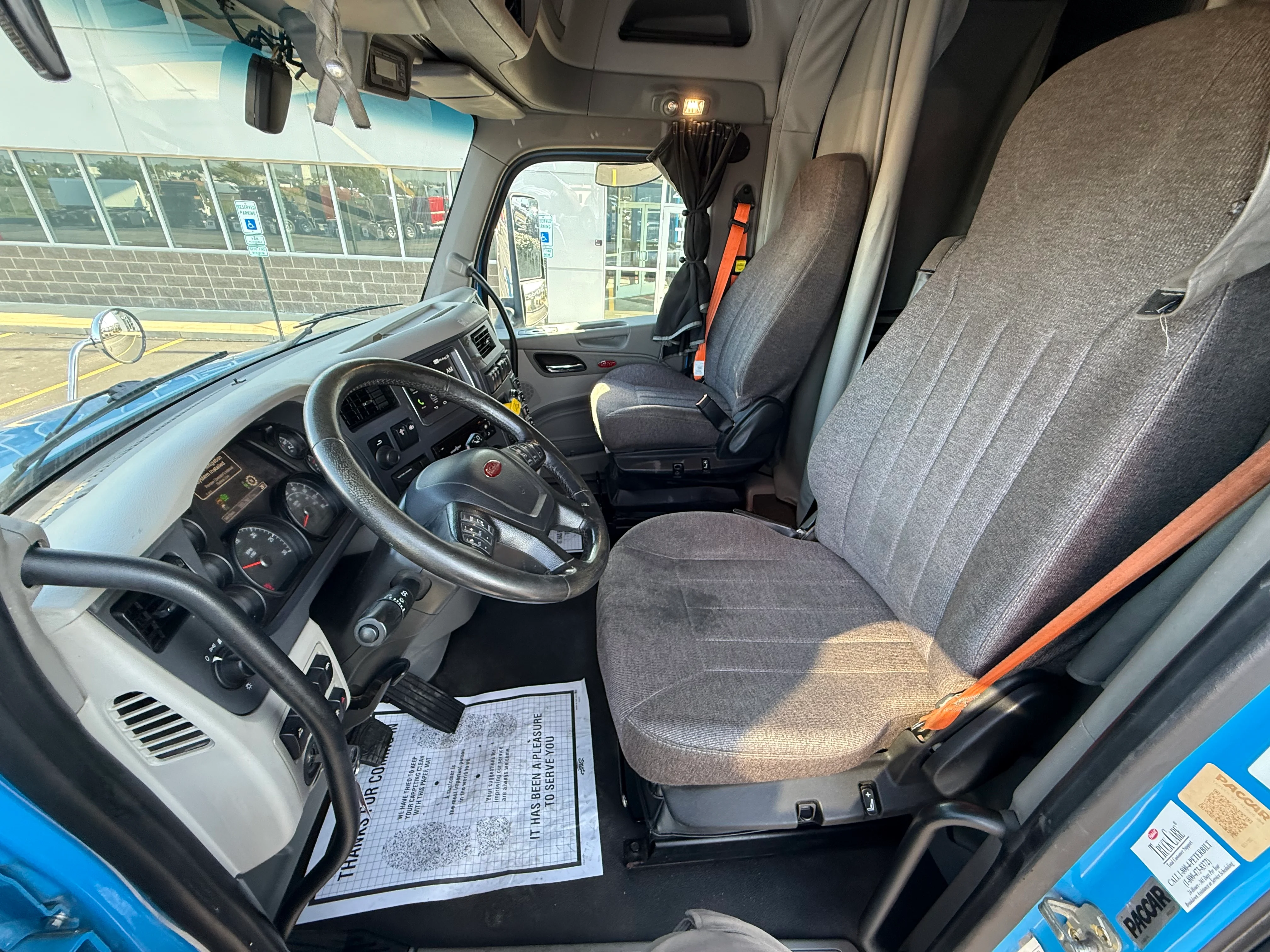 2019 Peterbilt 579 in Portland, OR — photo 16