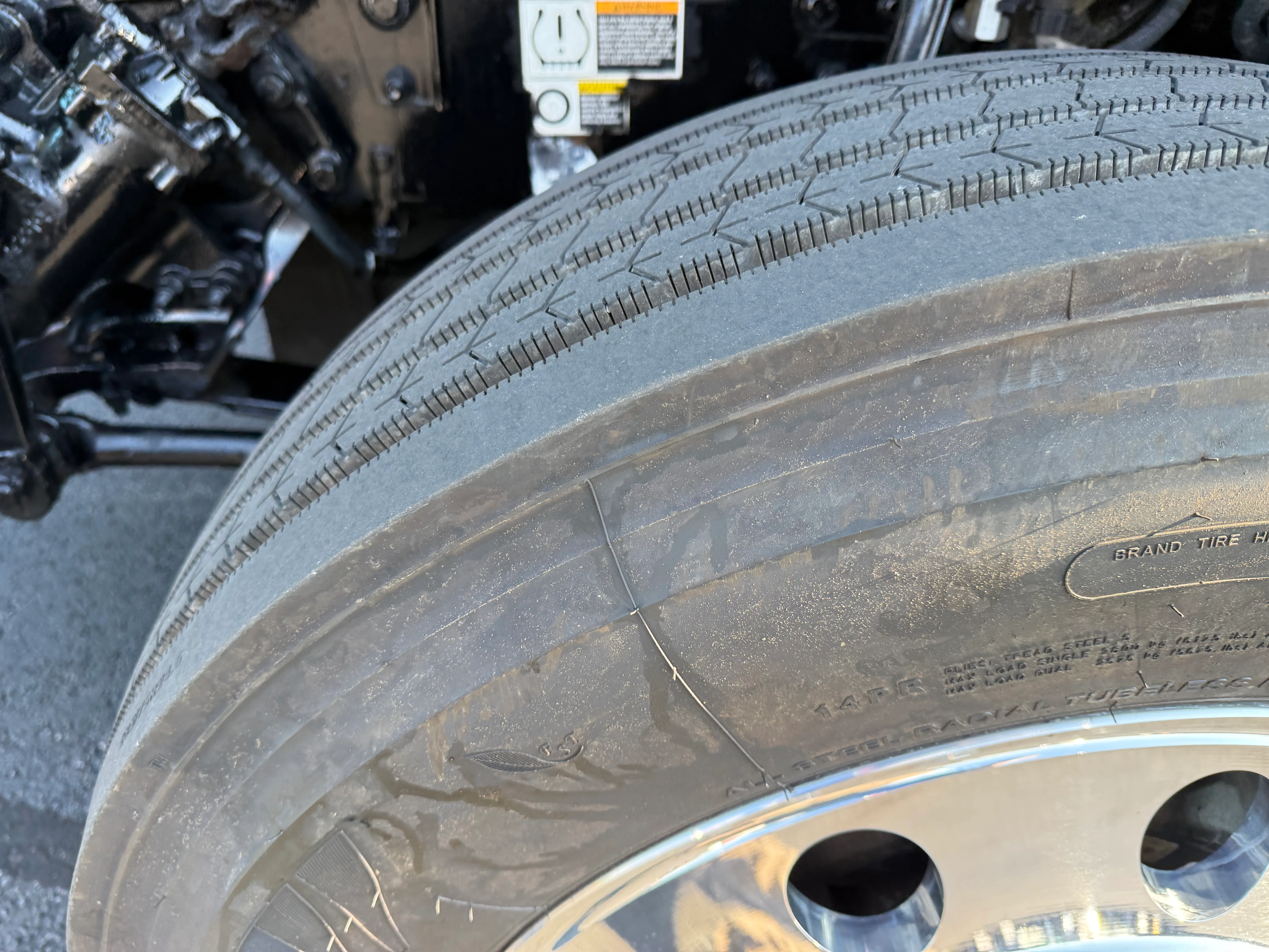 2019 Peterbilt 579 in Portland, OR — photo 9