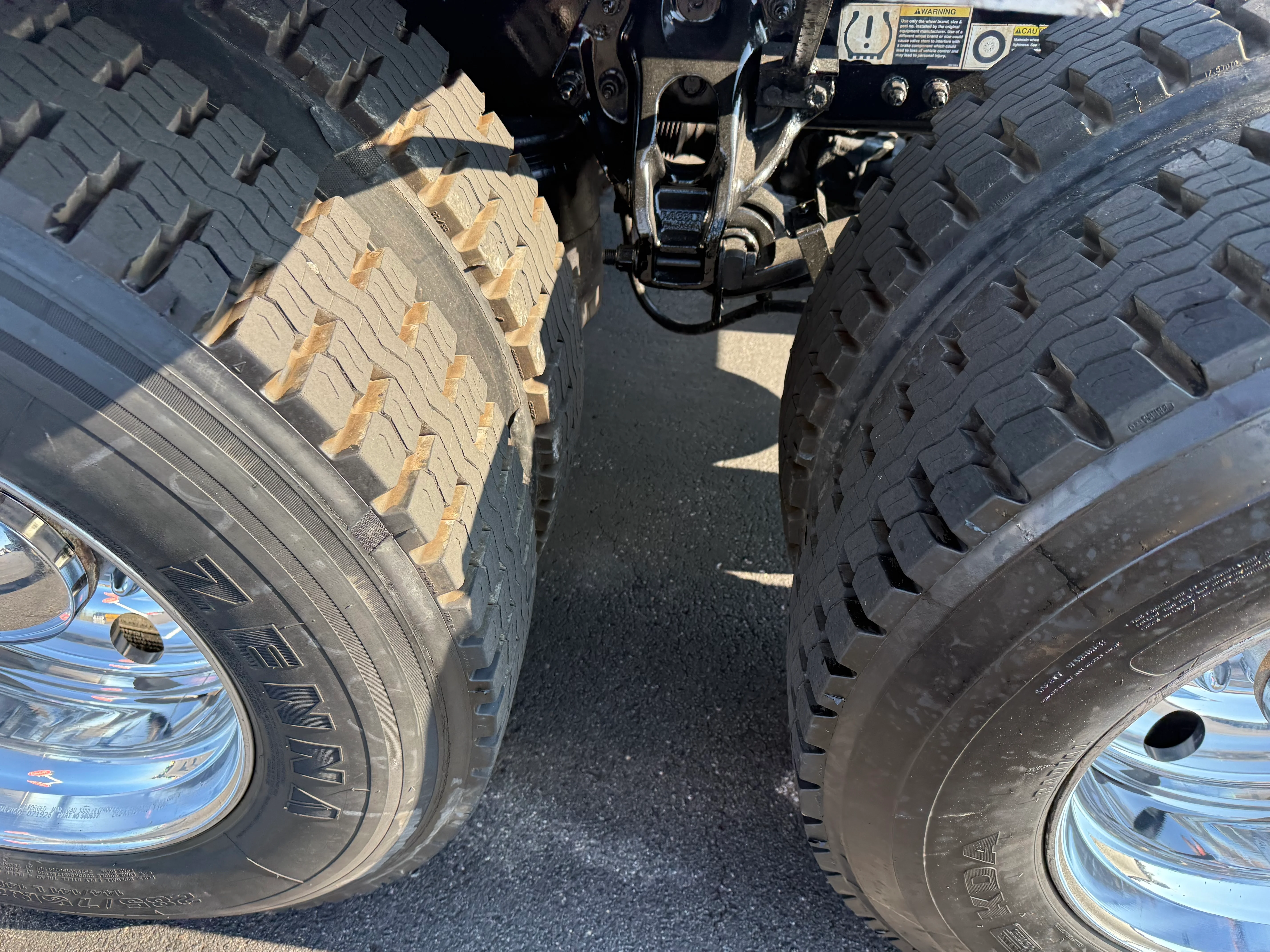 2019 Peterbilt 579 in Portland, OR — photo 13
