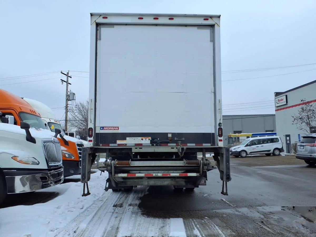2019 International 4300 in Minneapolis, MN — photo 5