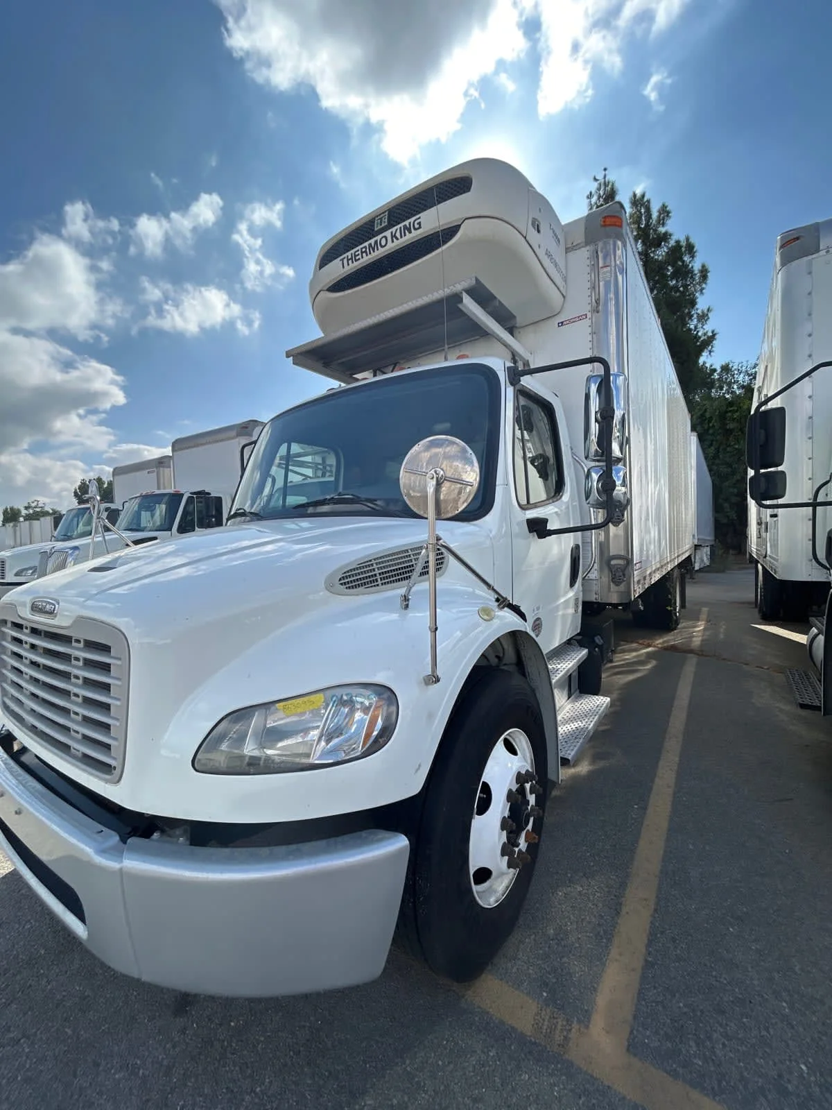 2019 Freightliner M2 106 in Pomona, CA — photo 3