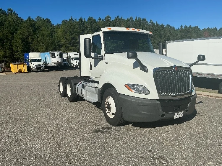 2019 International LT in Prince George, VA
