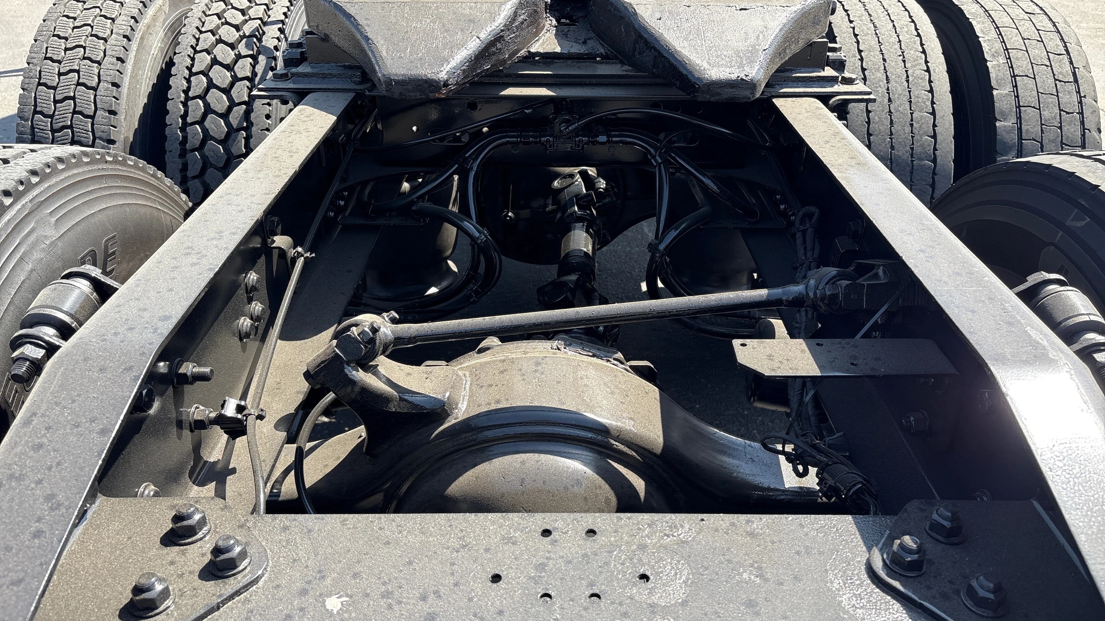 2023 Mack Anthem in Fontana, CA — photo 8