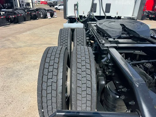 2024 Kenworth T680 in Dallas, TX — photo 18