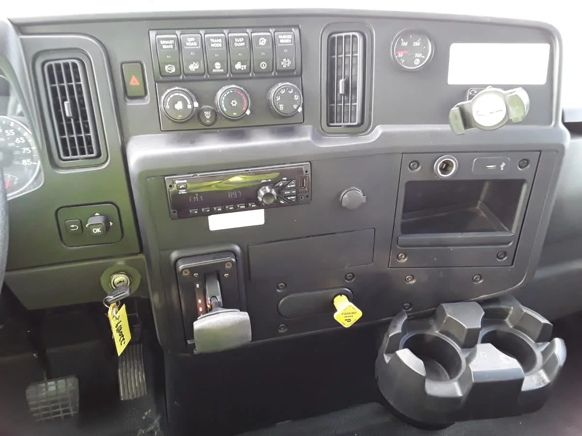 2020 International MV in Salisbury, MA — photo 11