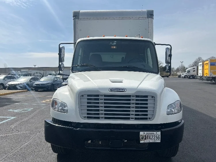 2022 Freightliner M2 106 - image 2