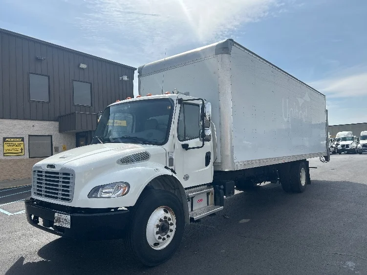 2022 Freightliner M2 106 - image 3