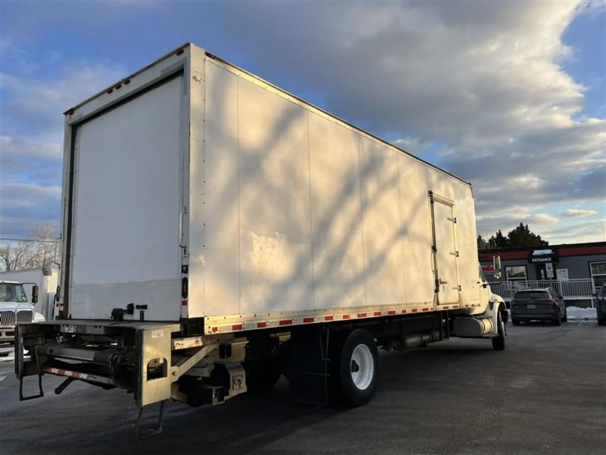 2017 International 4300 in Beltsville, MD — photo 4