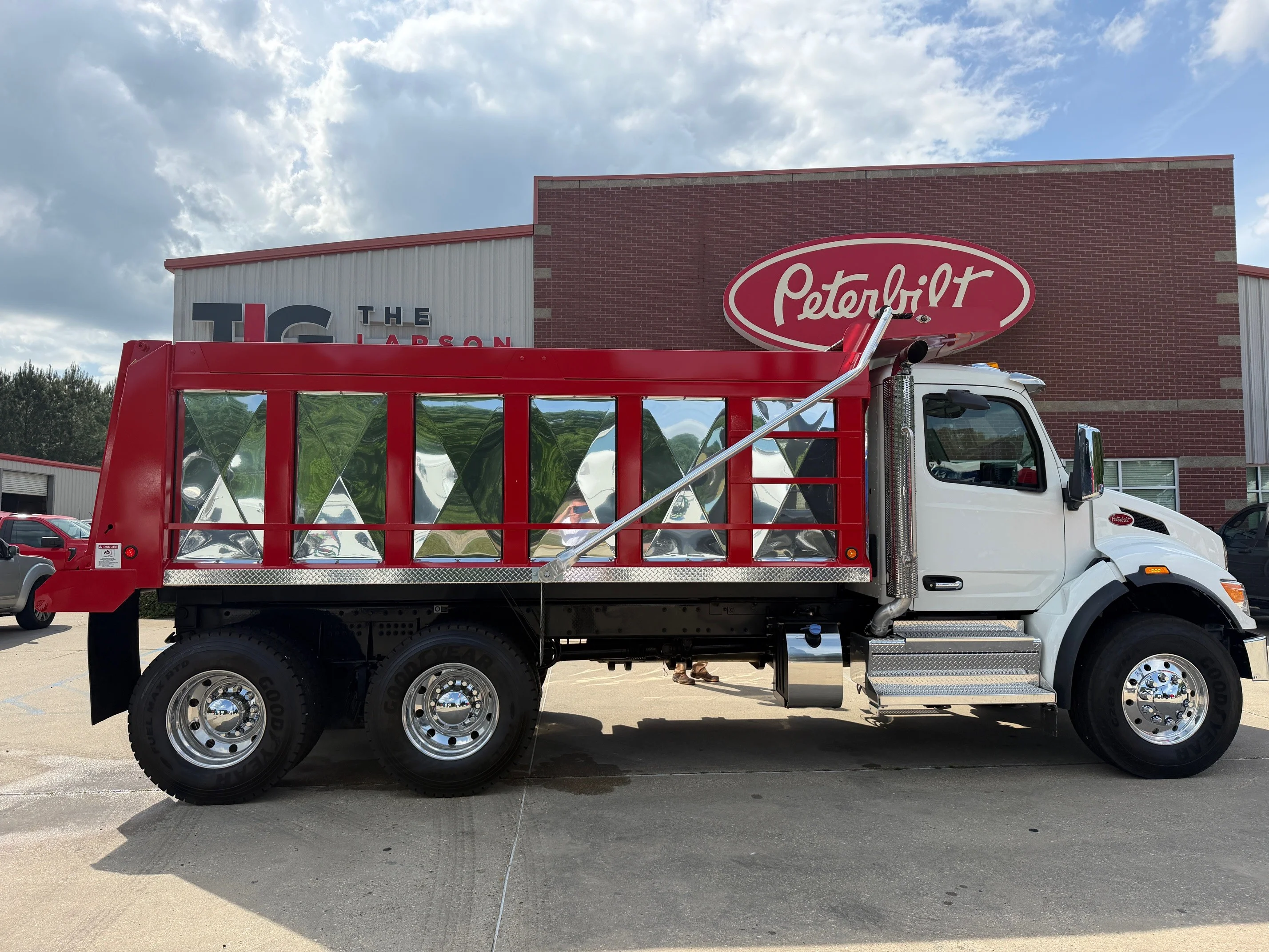 2026 Peterbilt 548 in Tallahassee, FL — photo 6