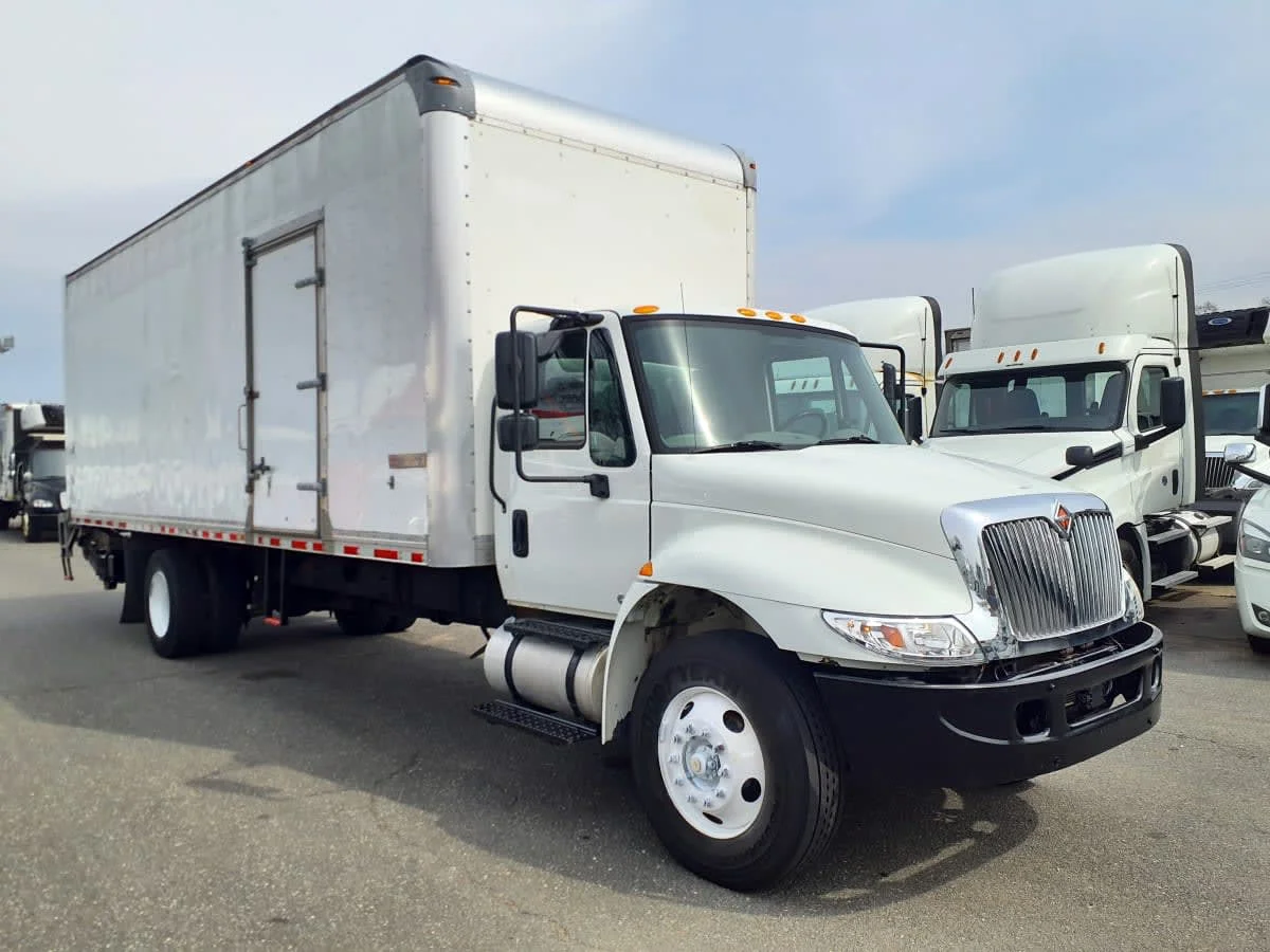 2019 International 4300 in Springfield, MA — photo 3
