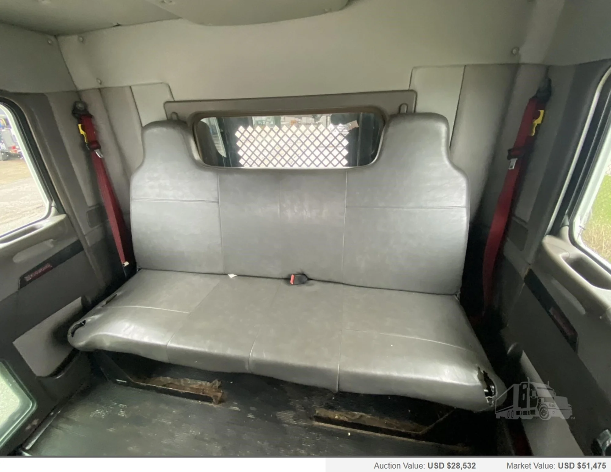 2013 Kenworth T800 in Chesapeake, VA — photo 5