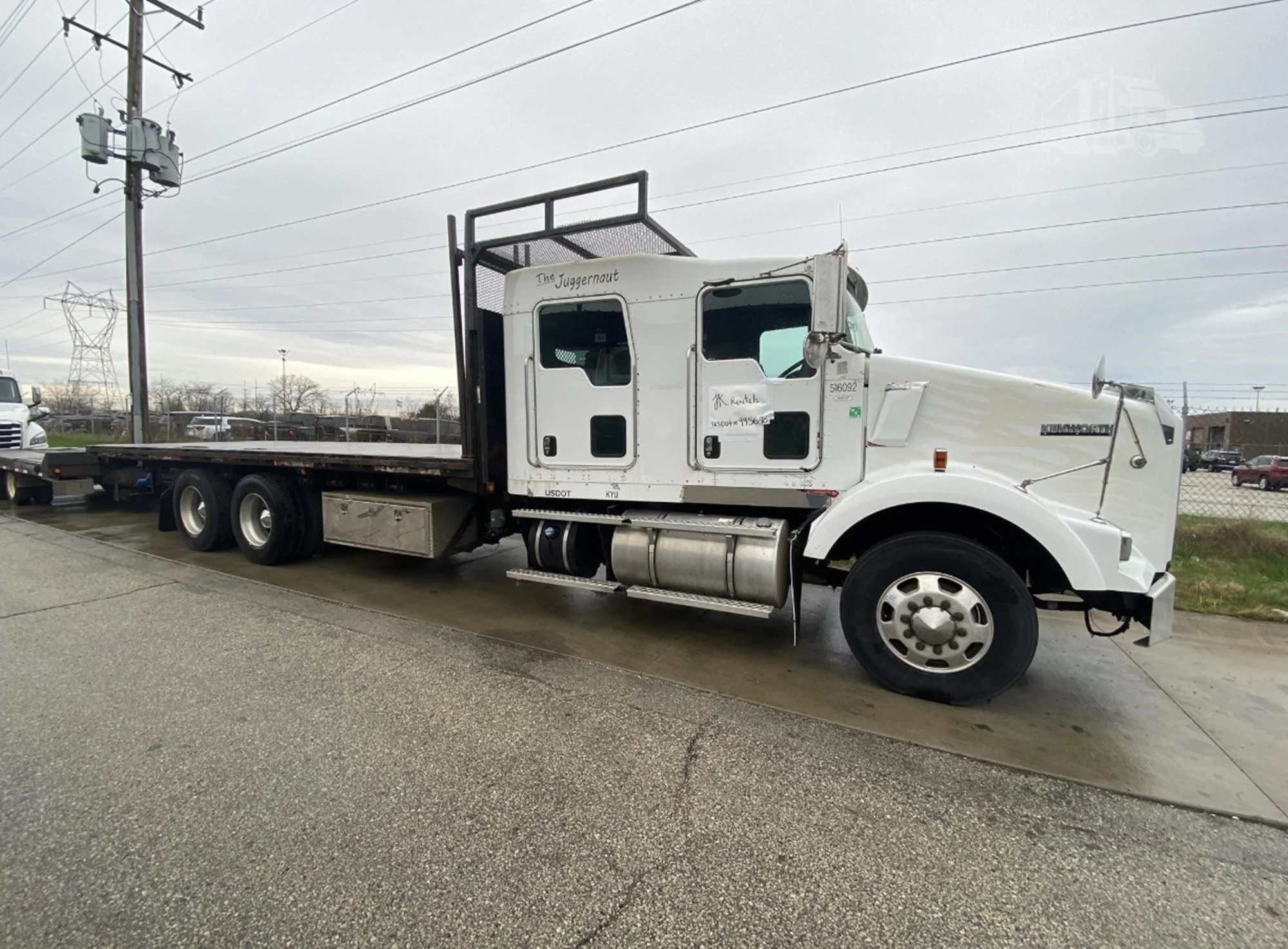 2013 Kenworth T800 in Chesapeake, VA — photo 2
