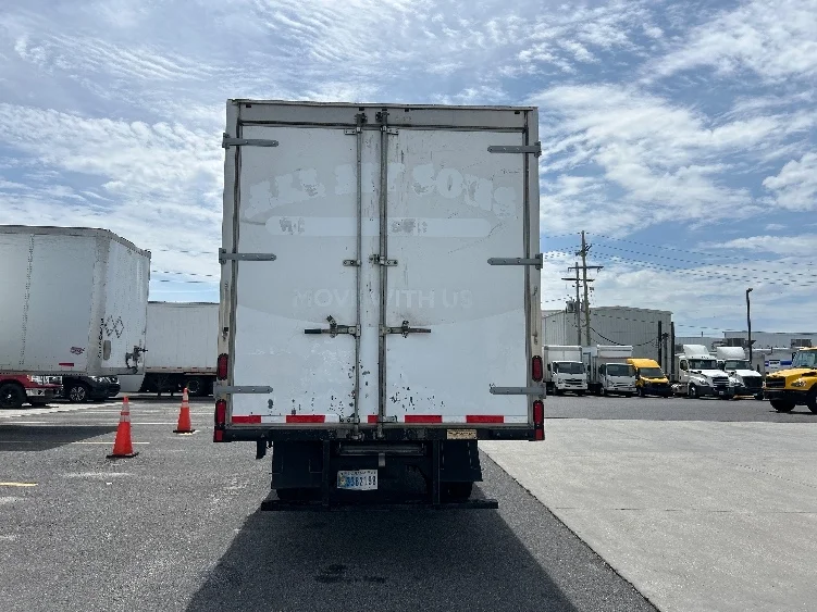 2020 Isuzu NRR in Hammond, LA — photo 7