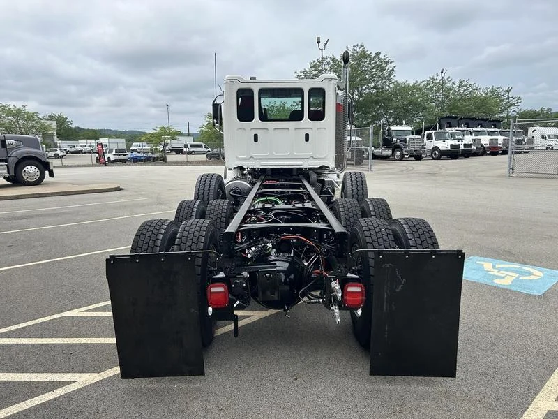 2026 Western Star 47X in Pittsburgh, PA — photo 4
