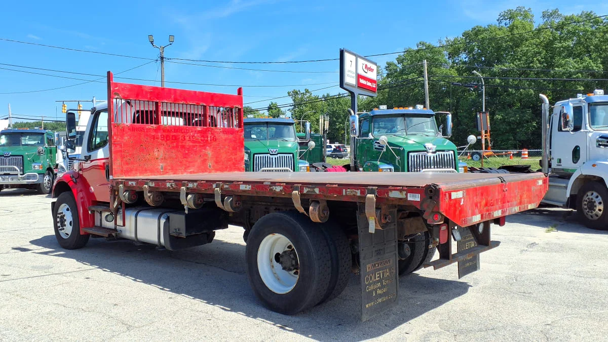 2018 Freightliner M2 106 in Warwick, RI — photo 6