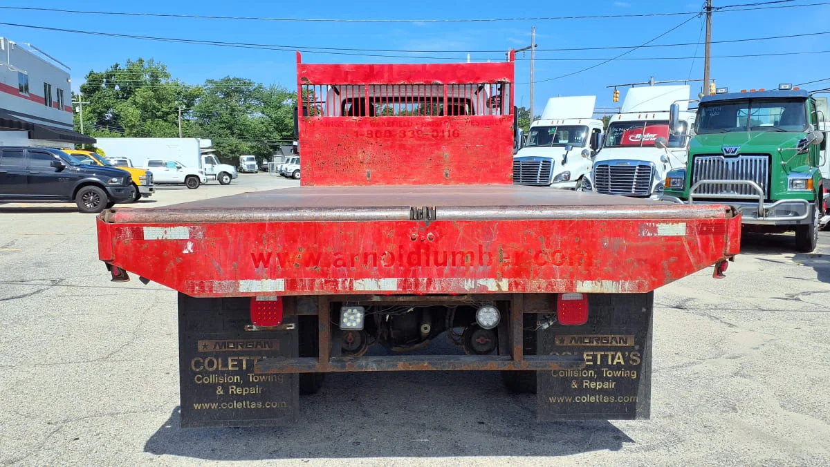 2018 Freightliner M2 106 in Warwick, RI — photo 5