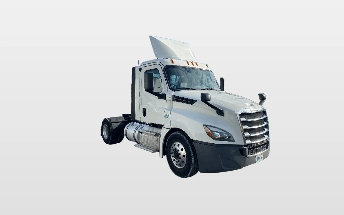 2019 Freightliner Cascadia - image 1