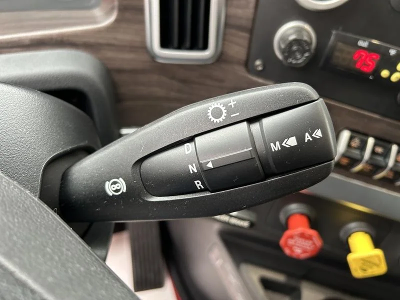 2025 Western Star 49X - image 20