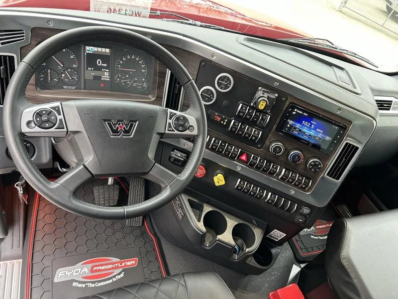 2025 Western Star 49X - image 18