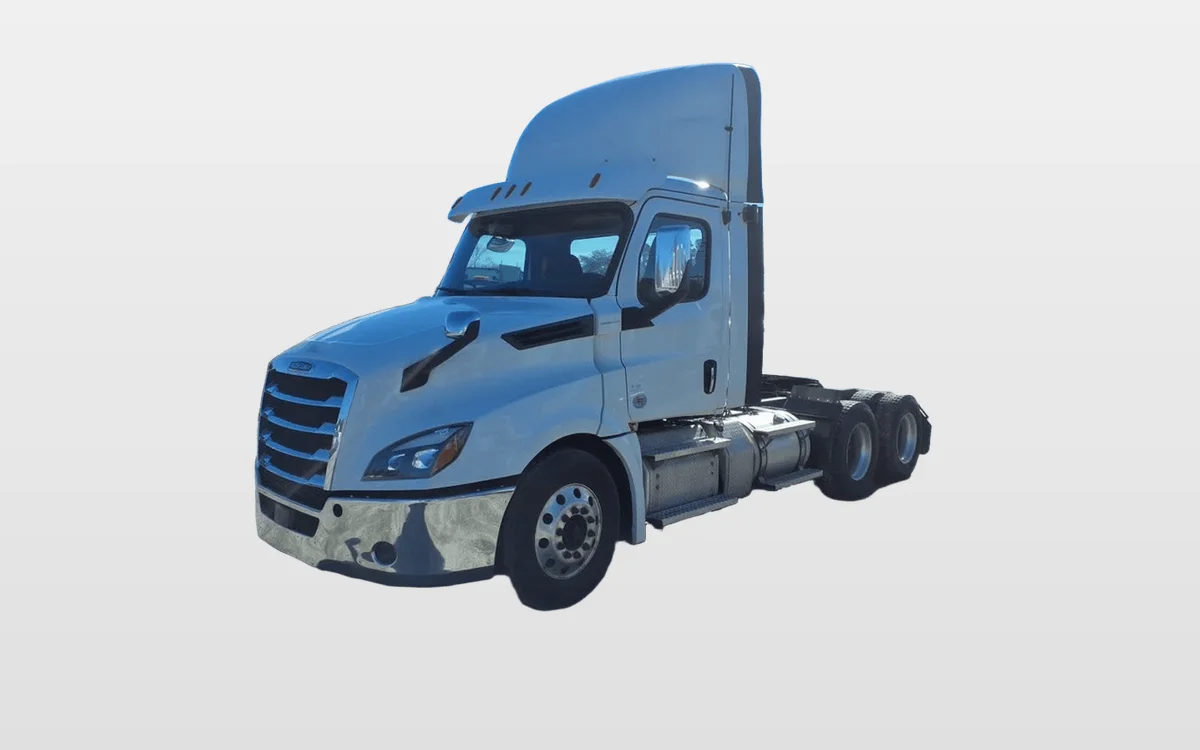 2020 Freightliner Cascadia - image 1