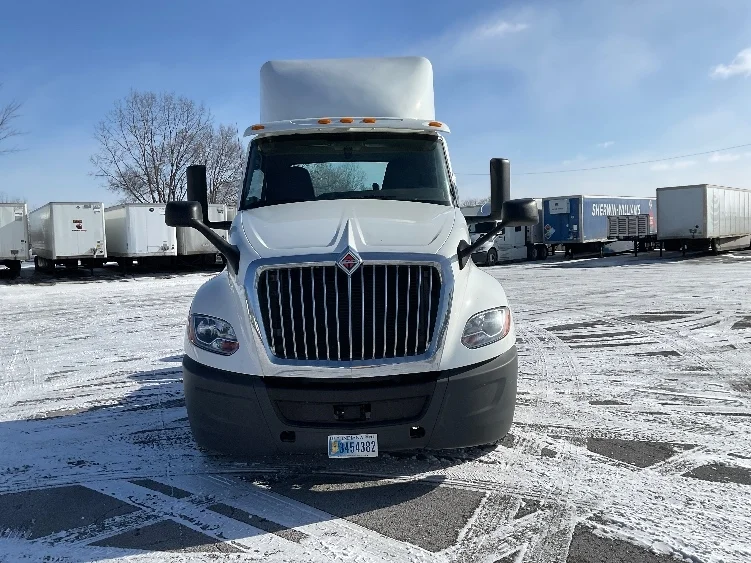 2019 International LT in Fort Wayne, IN — photo 2