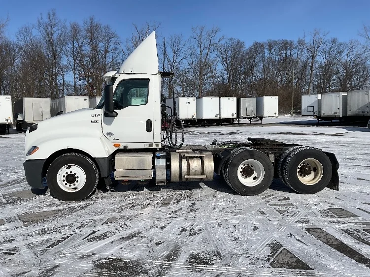 2019 International LT in Fort Wayne, IN — photo 4