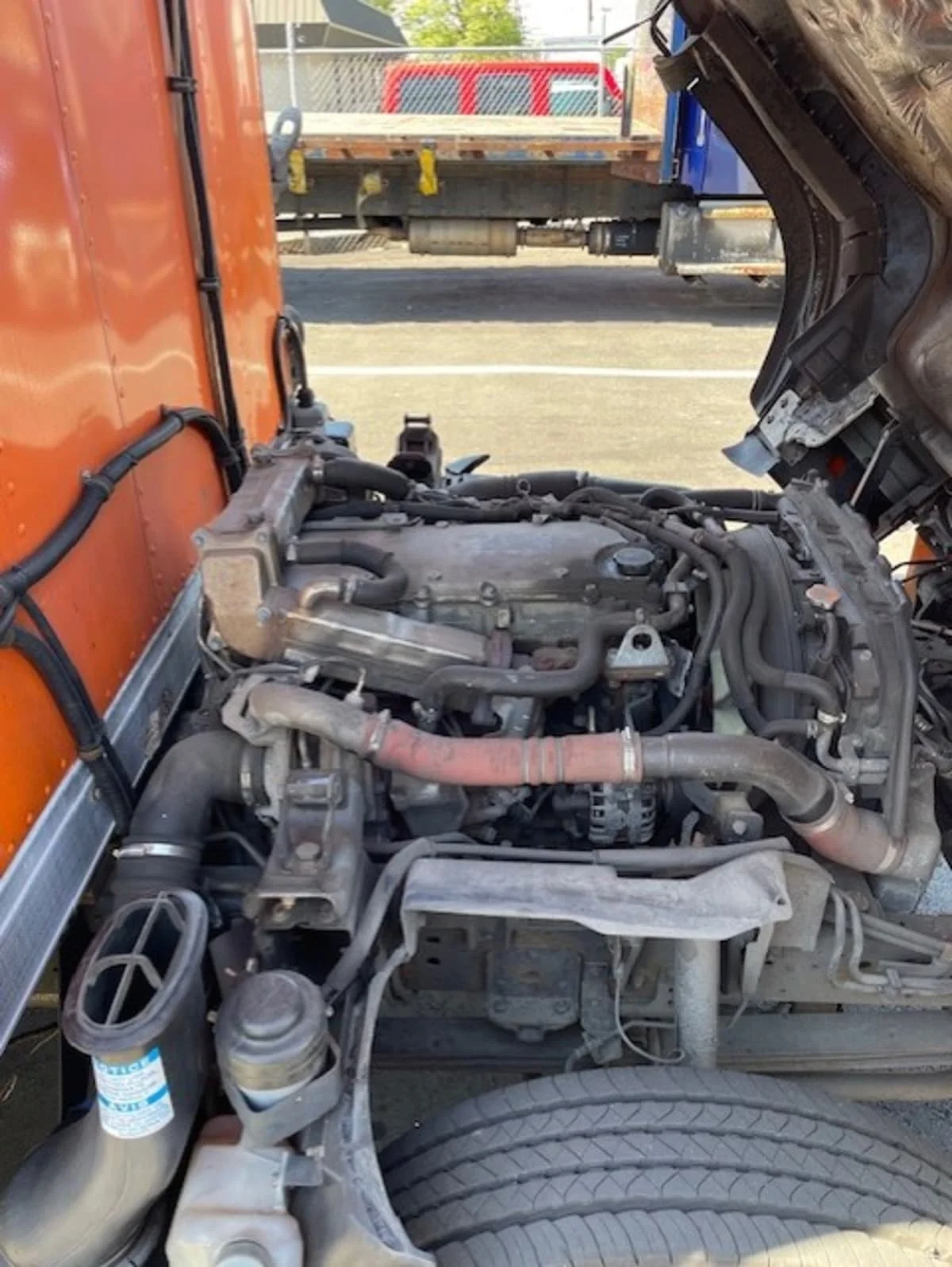 2019 Isuzu NQR - image 12