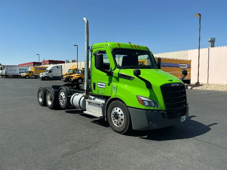 2024 Freightliner Cascadia in Dallas, TX