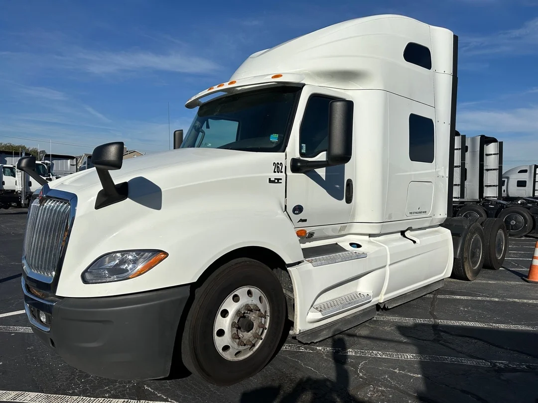 2019 International LT in Tulsa, OK