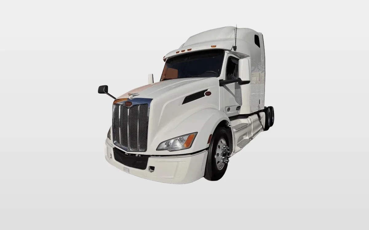 2022 Peterbilt 579 - image 1