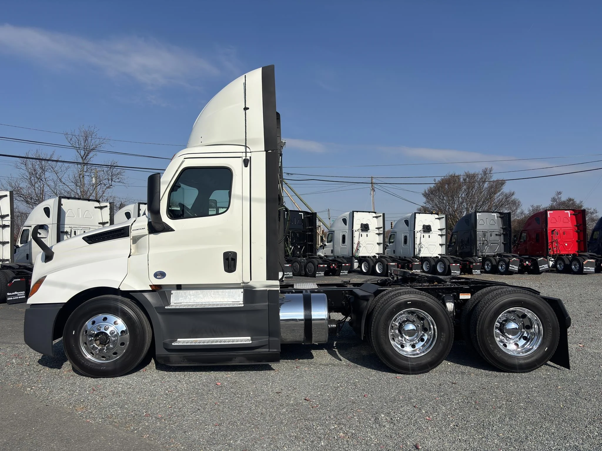 2020 Freightliner Cascadia in Charlotte, NC — photo 9