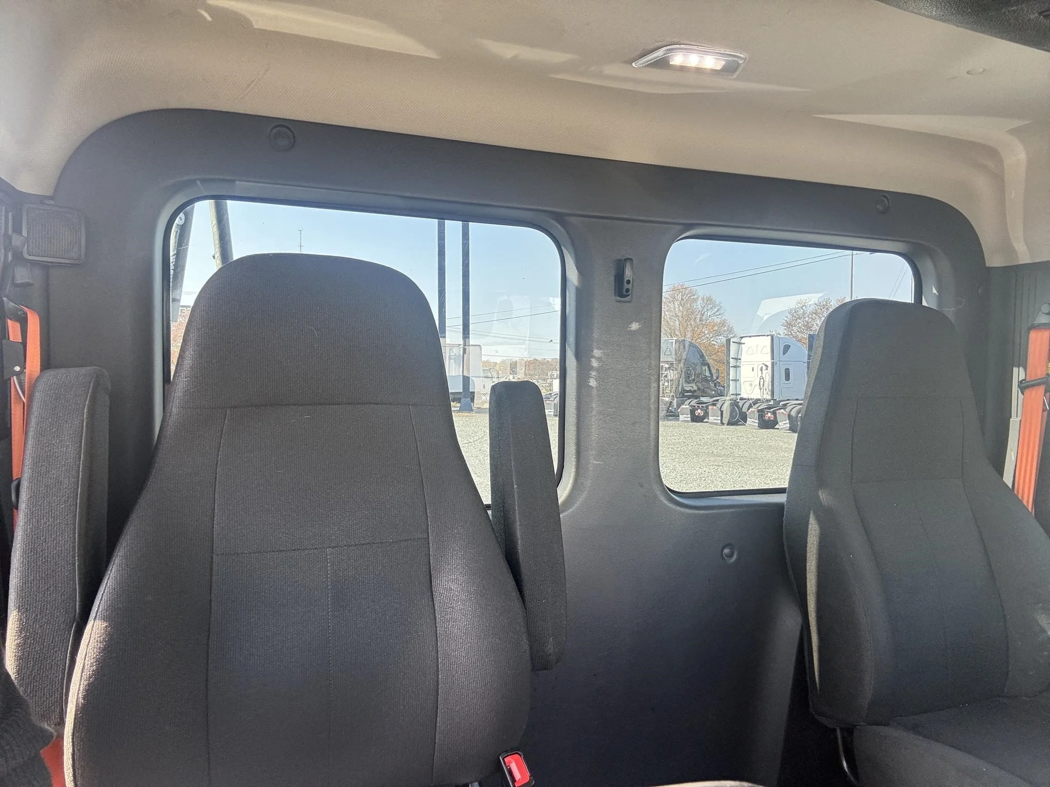 2020 Freightliner Cascadia in Charlotte, NC — photo 11