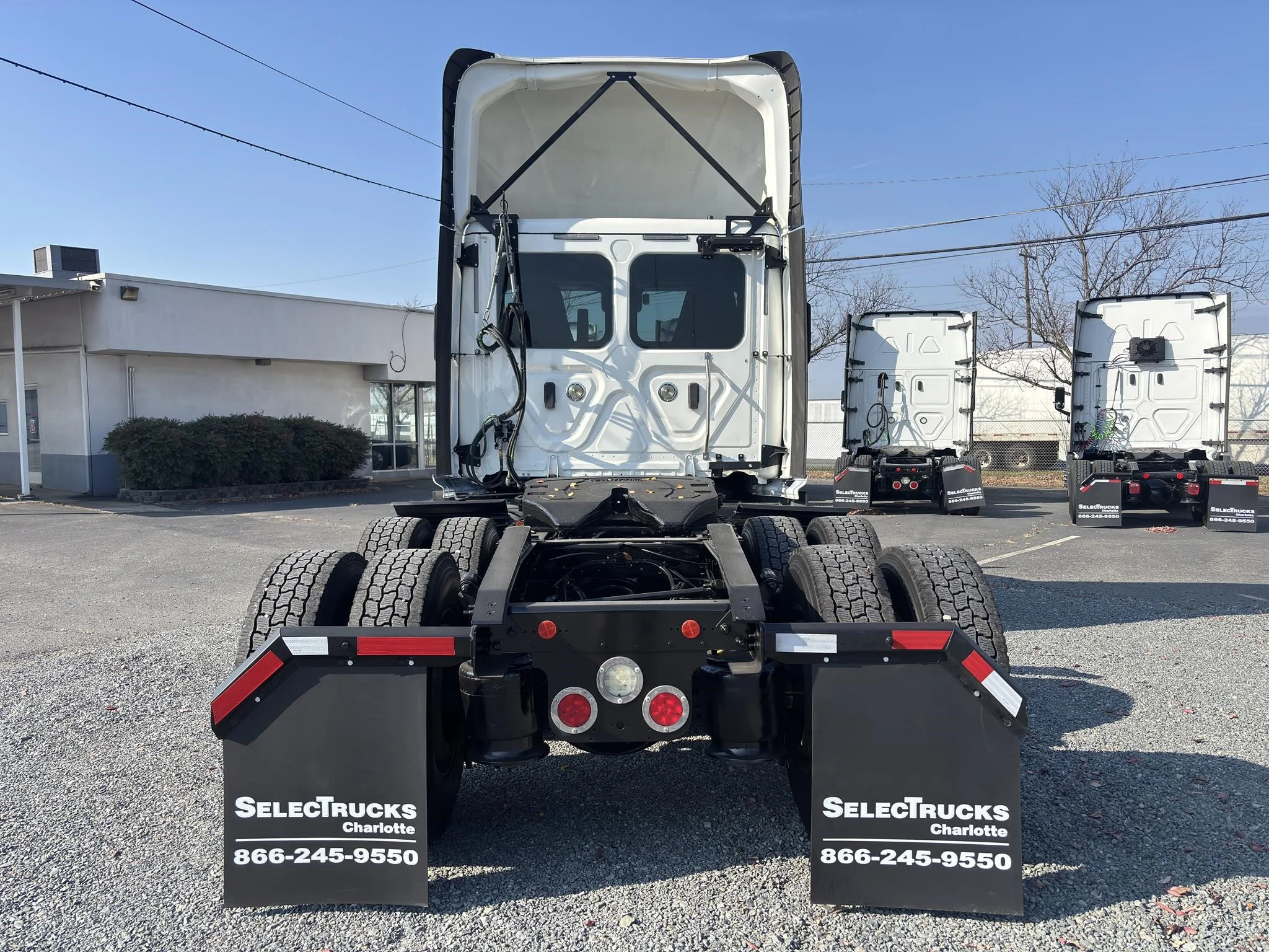 2020 Freightliner Cascadia in Charlotte, NC — photo 7