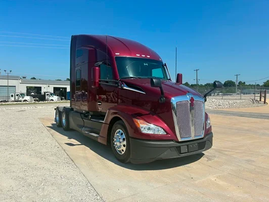 2023 Kenworth T680