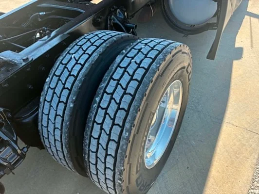 2023 Kenworth T680 in Tulsa, OK — photo 6