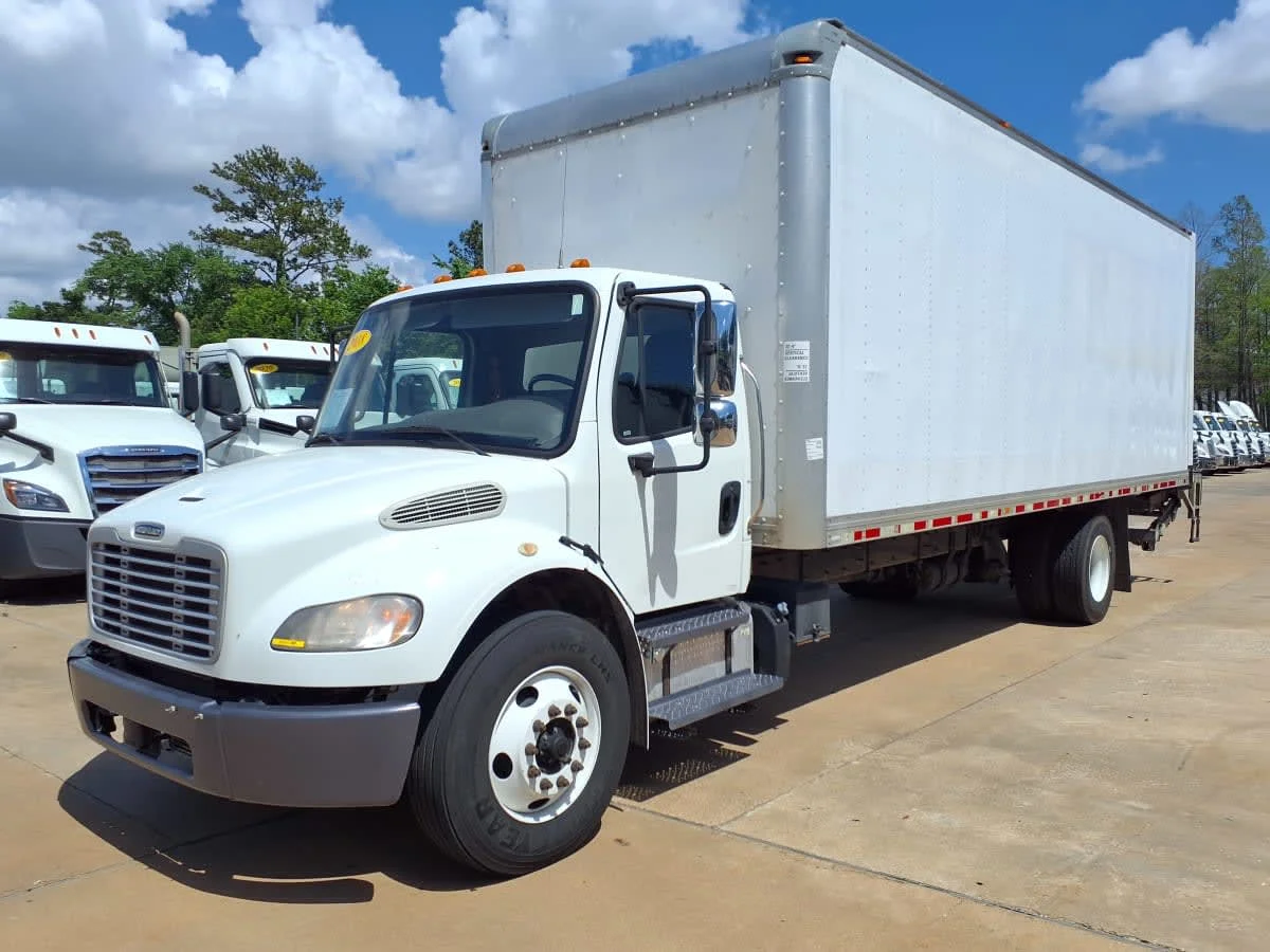 2018 Freightliner M2 106 in Houston, TX