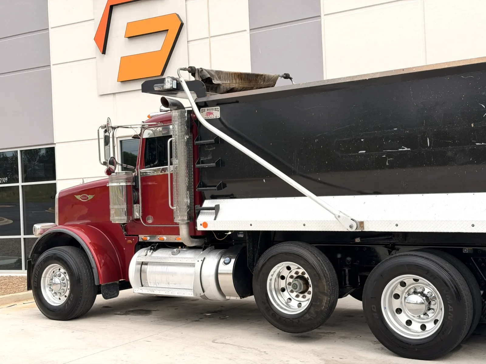 2019 Peterbilt 367 in Greer, SC — photo 9