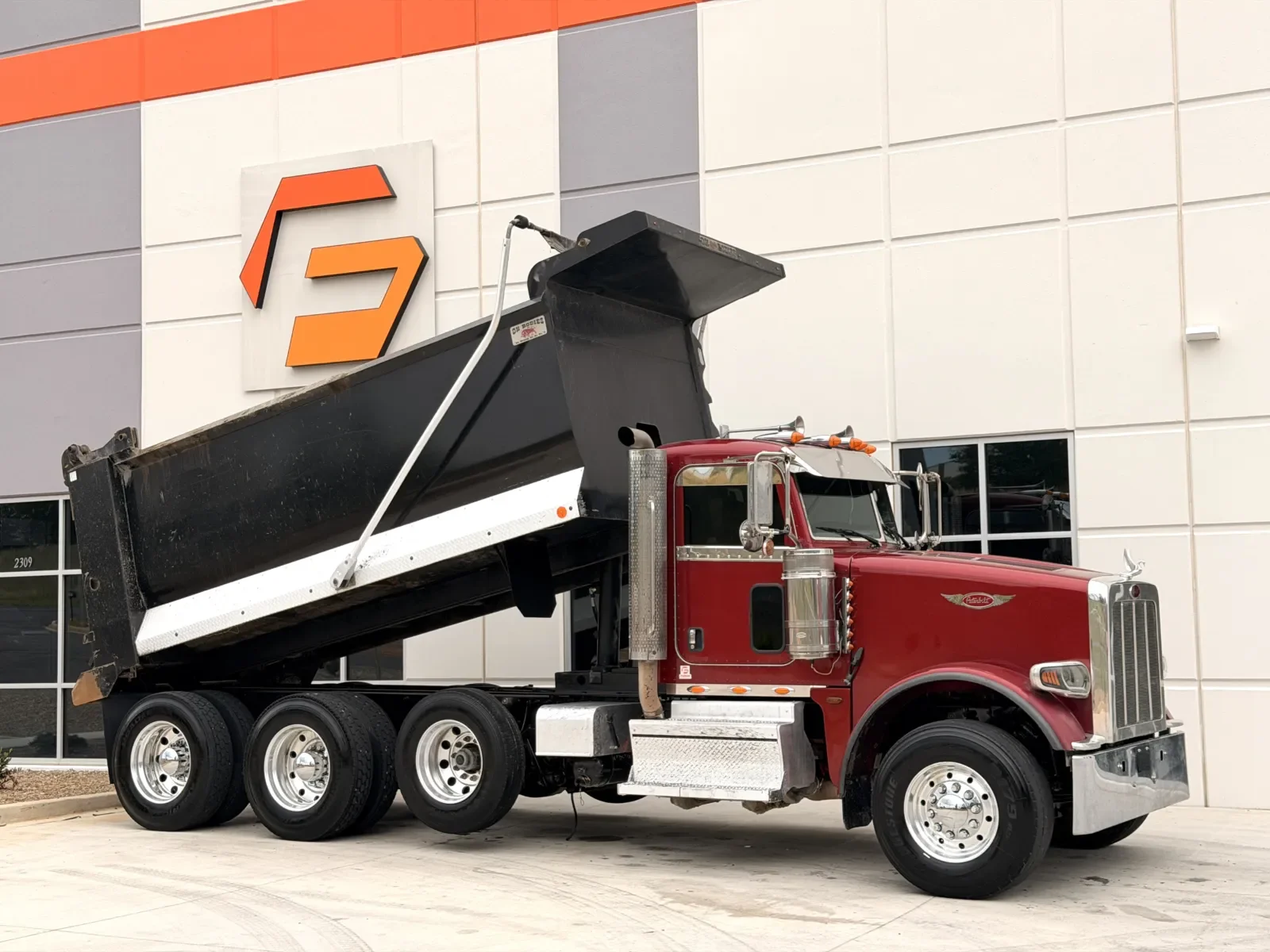 2019 Peterbilt 367