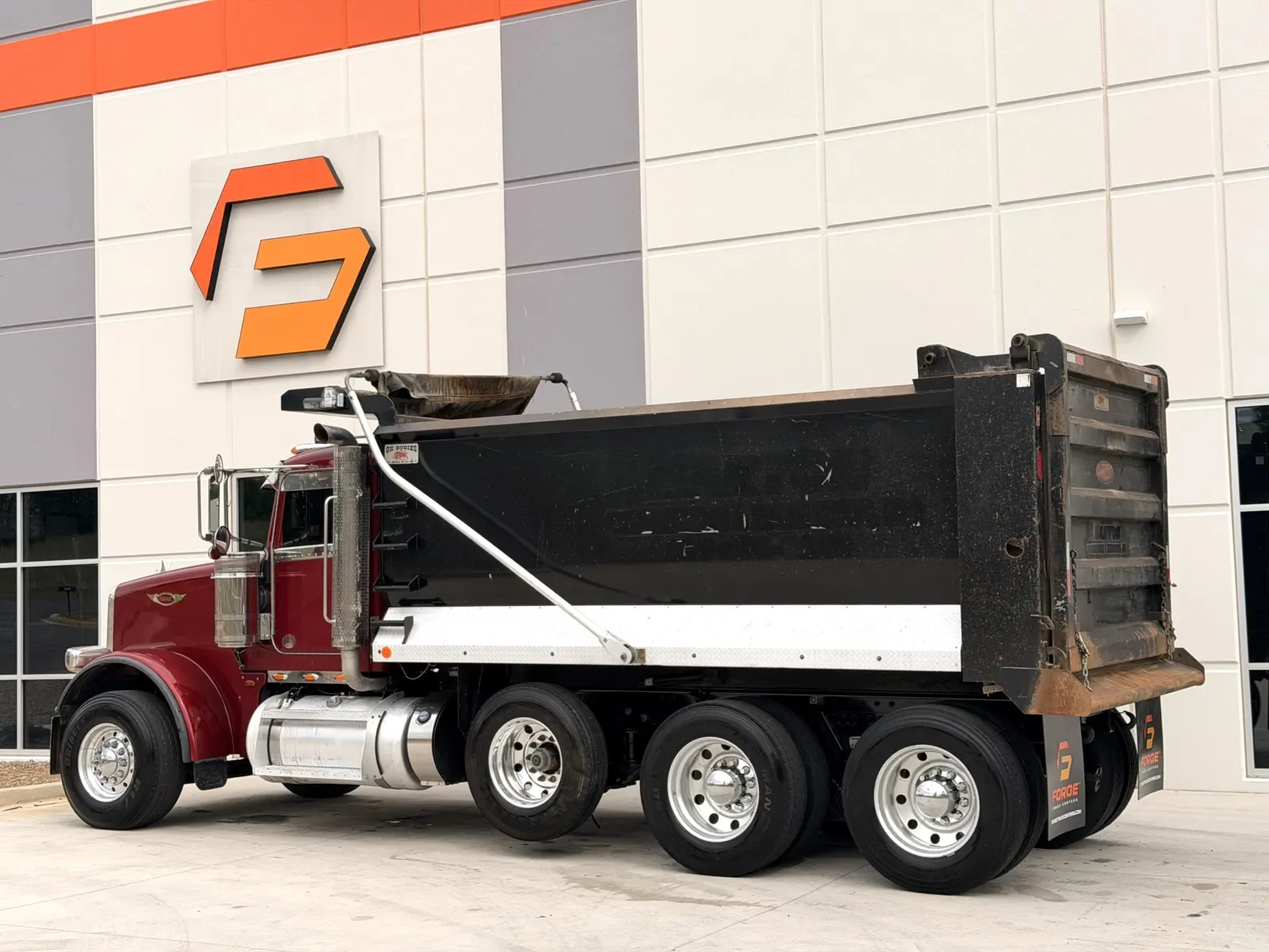 2019 Peterbilt 367 in Greer, SC — photo 7
