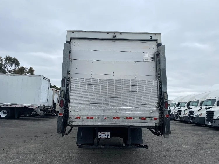 2019 Hino 338 in Torrance, CA — photo 7