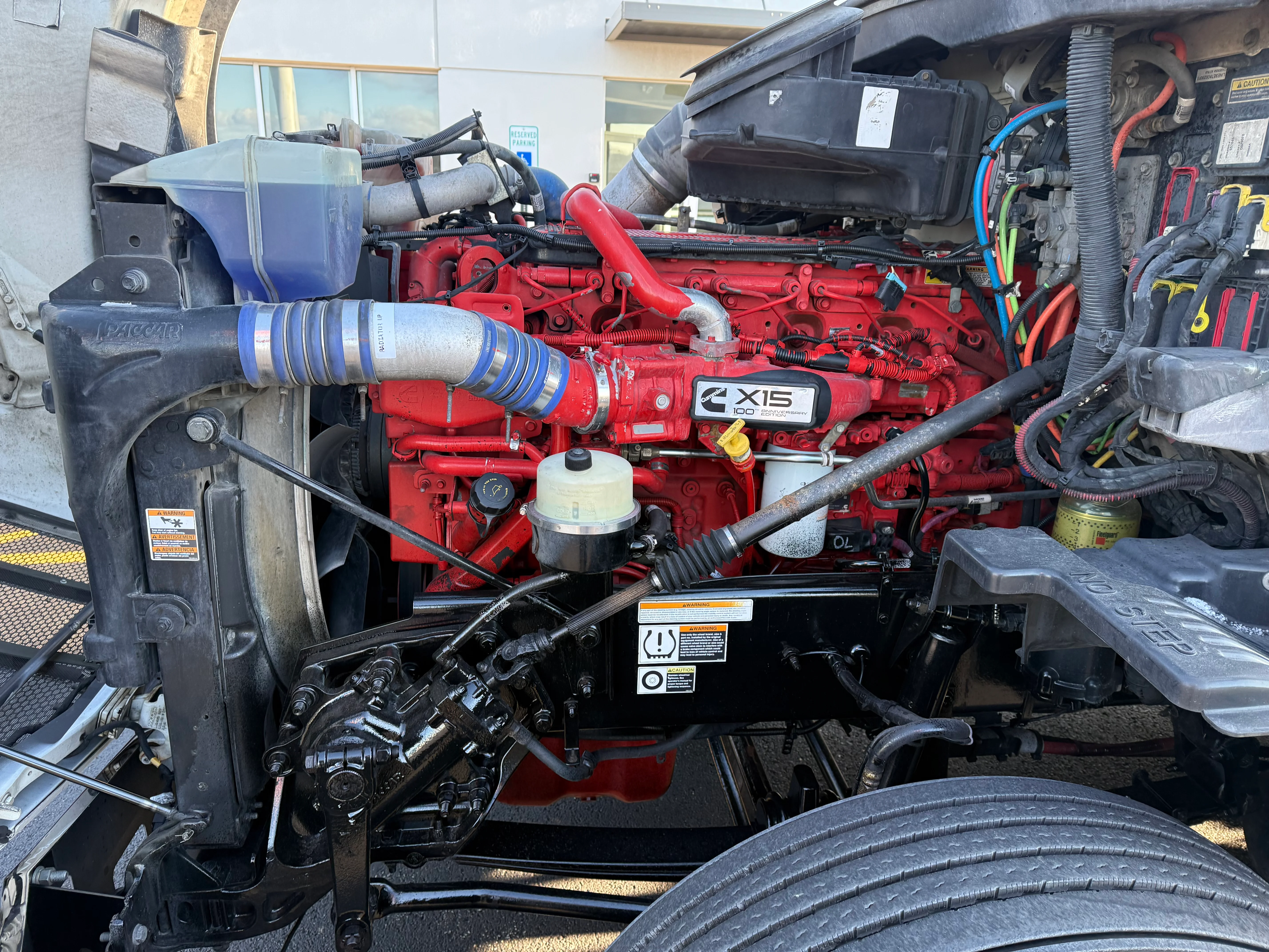 2020 Peterbilt 579 - image 8