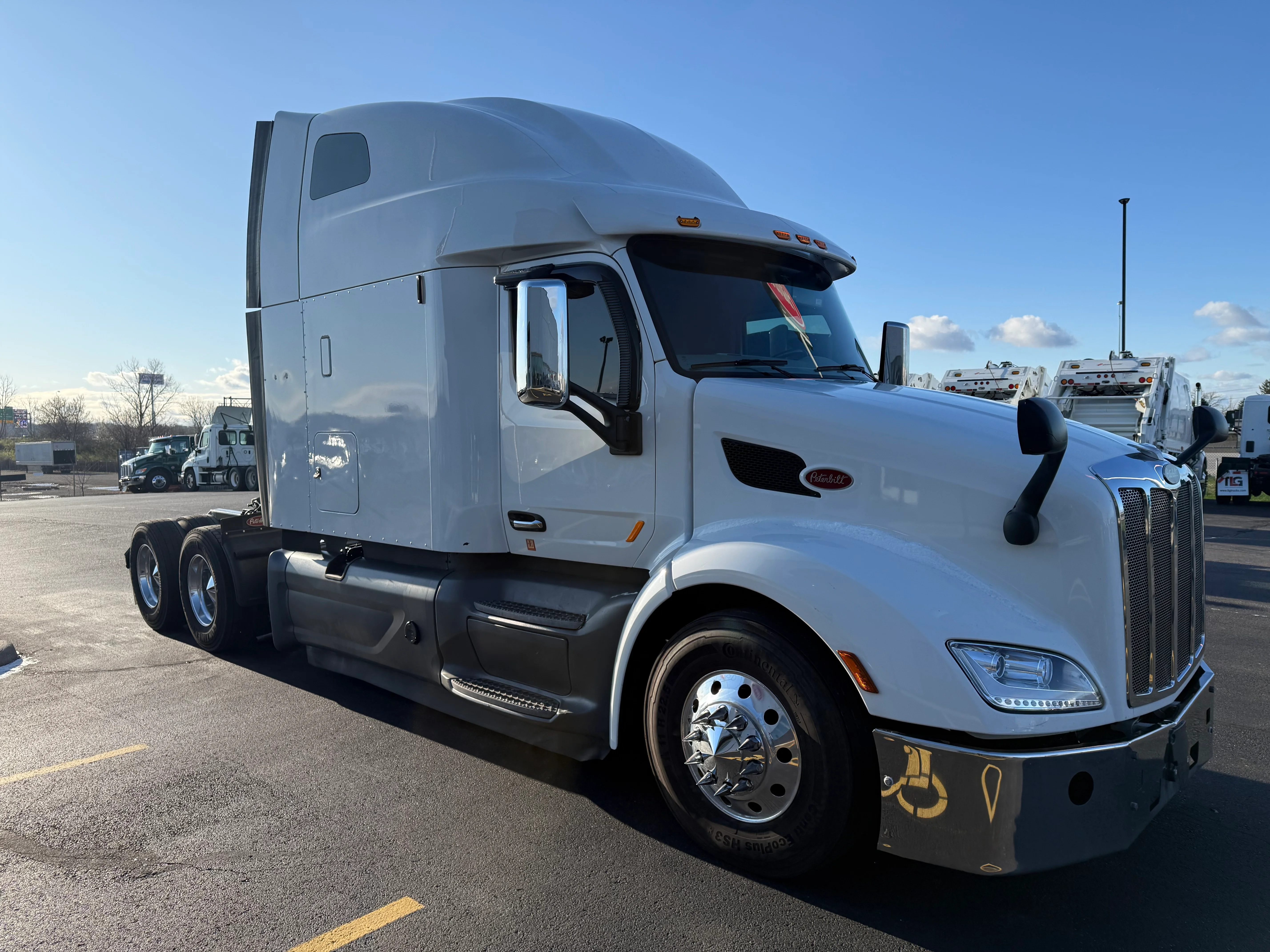2020 Peterbilt 579 - image 7