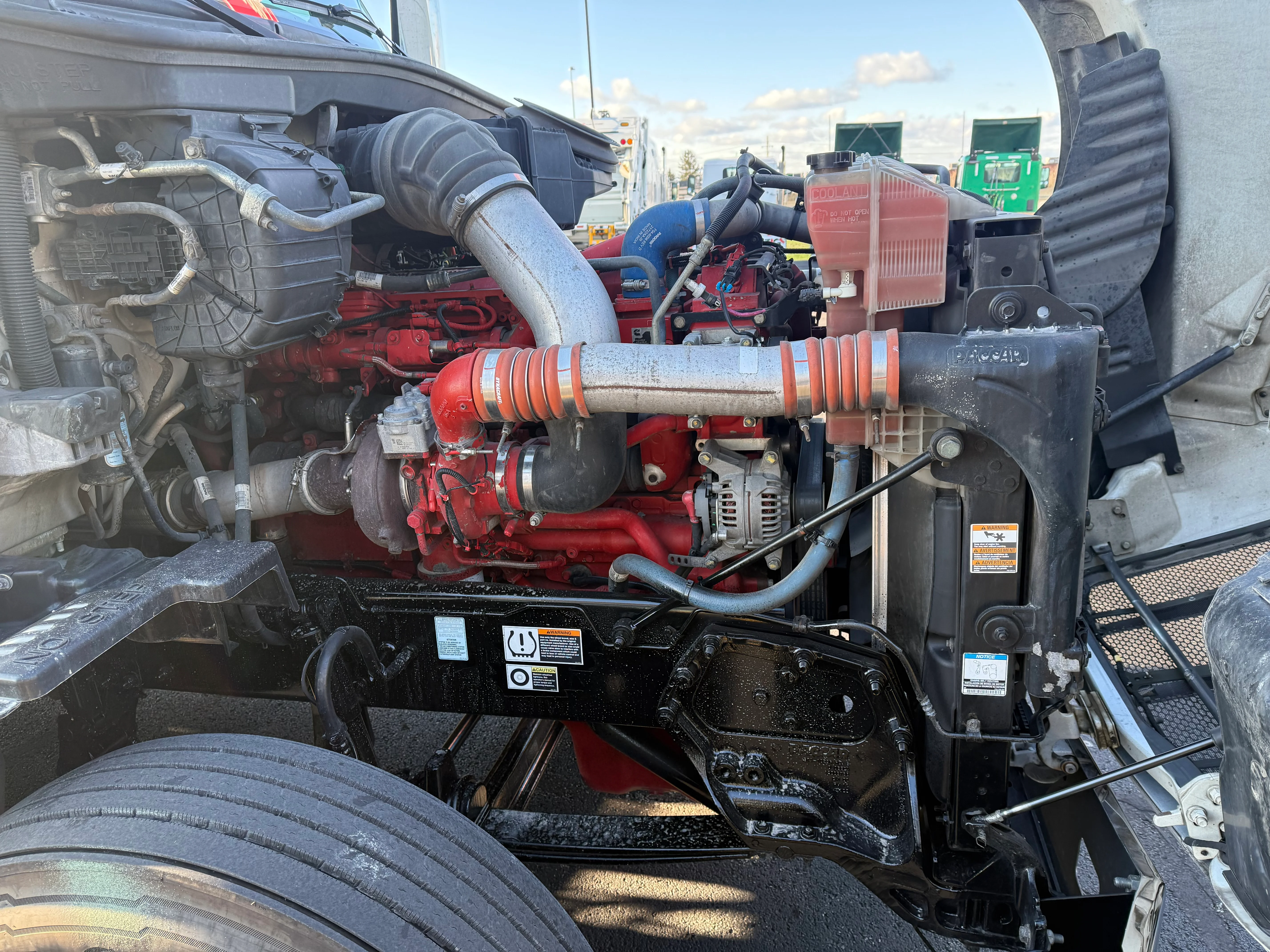 2020 Peterbilt 579 - image 10