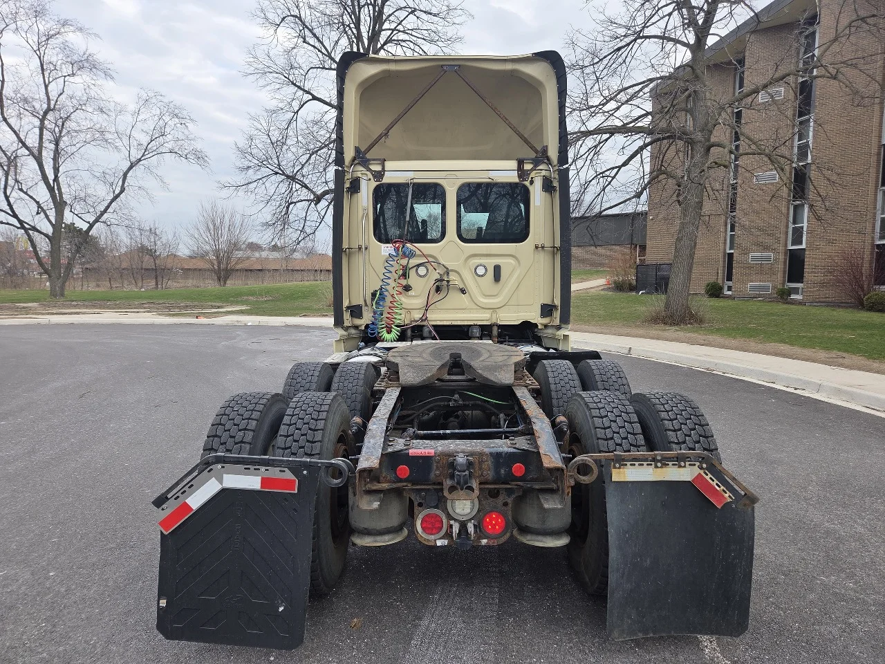 2020 Freightliner in York Street Elmhurst, IL — photo 6