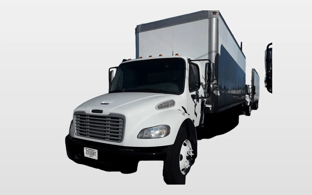 2016 Freightliner M2 106 - image 1
