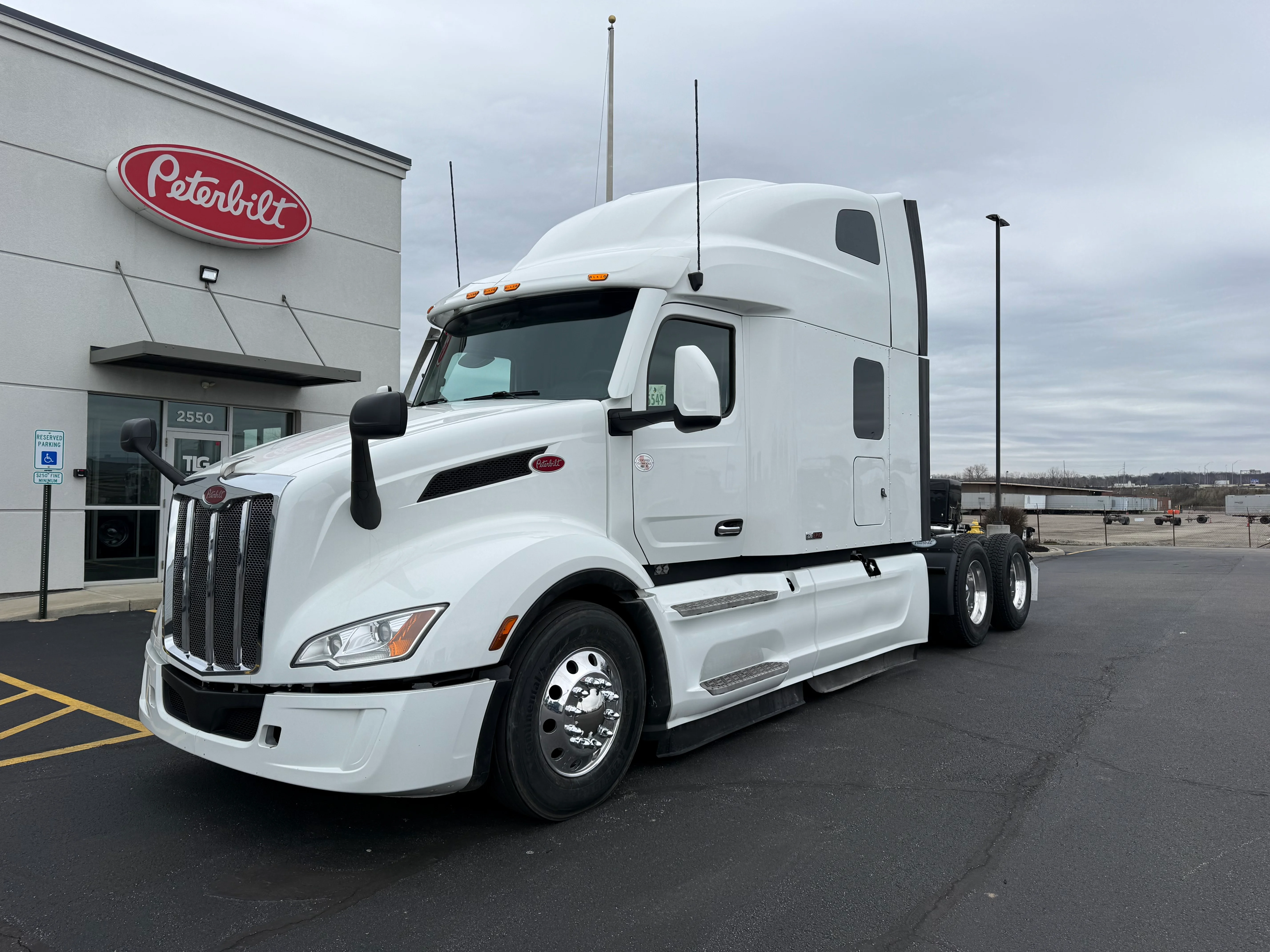 2024 Peterbilt 579 in Cincinnati, OH