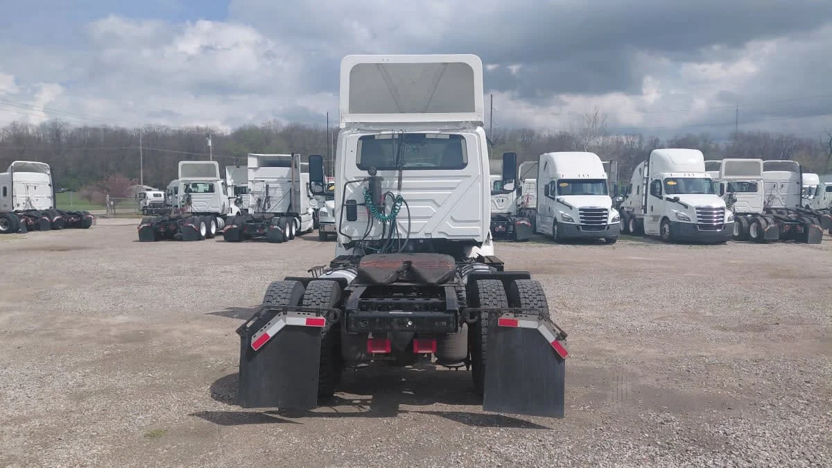 2019 International RH - image 5