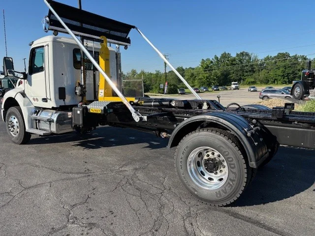 2025 Peterbilt - image 9