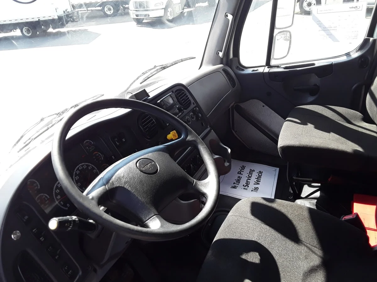 2022 Freightliner M2 106 - image 7