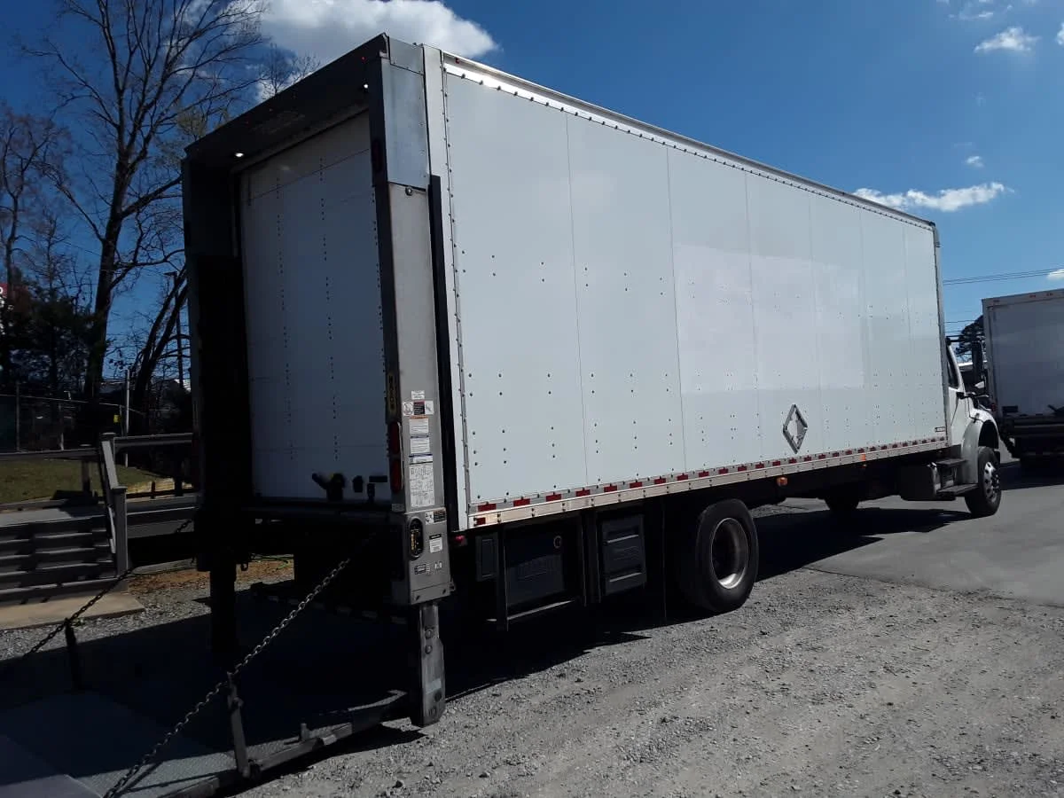 2022 Freightliner M2 106 - image 4